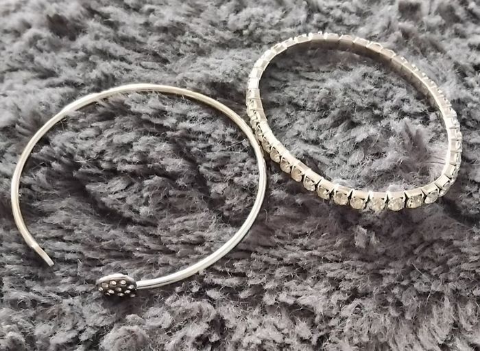 Lot de 2 bracelets argenté  - cœur, pierre blanche style diamant