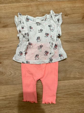 Lot tee-shirt + leggins Disney