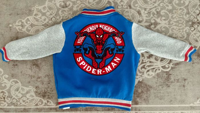 Veste/blazer Spiderman 4 ans - photo numéro 3