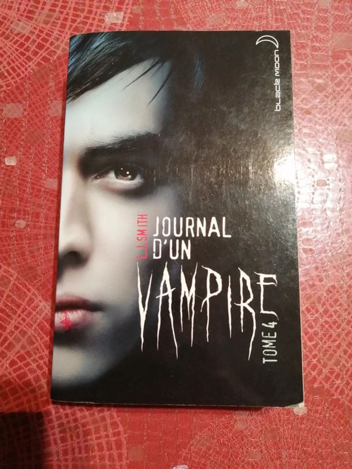 Journal d'un vampire 6 tomes - photo numéro 8