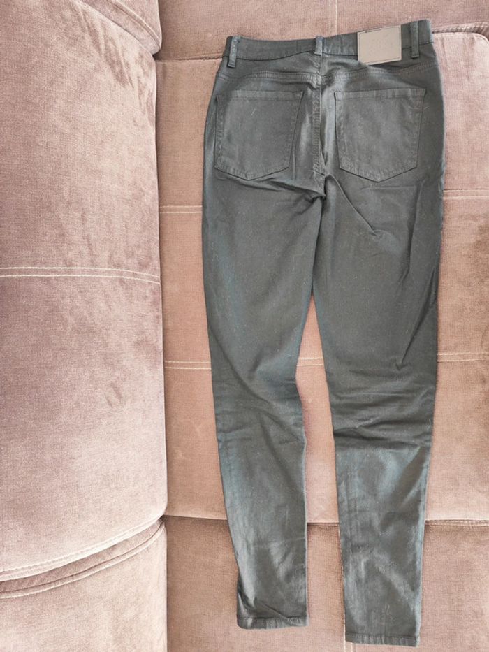 Jean noir, taille 36, Jennyfer, très bon état - photo numéro 7