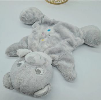Doudou ours gris marionnette étoiles Mots d enfants Leclerc