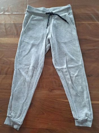 Pantalon jogging gris Okaidi 7 ans
