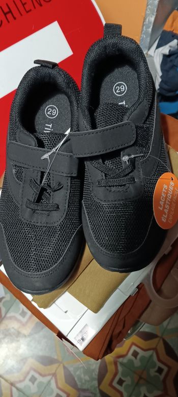 Basket neuve t.29 pas relais colis