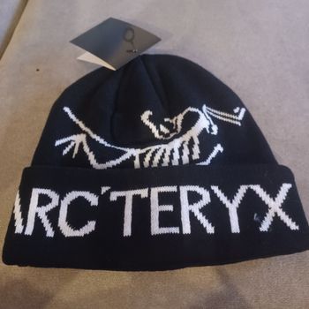 Bonnet arc'teryx