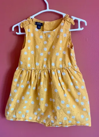 Robe fleurie jaune Kiabi