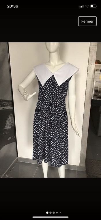 Robe vintage 60s marine à motifs blanc grand col et décolleté dos