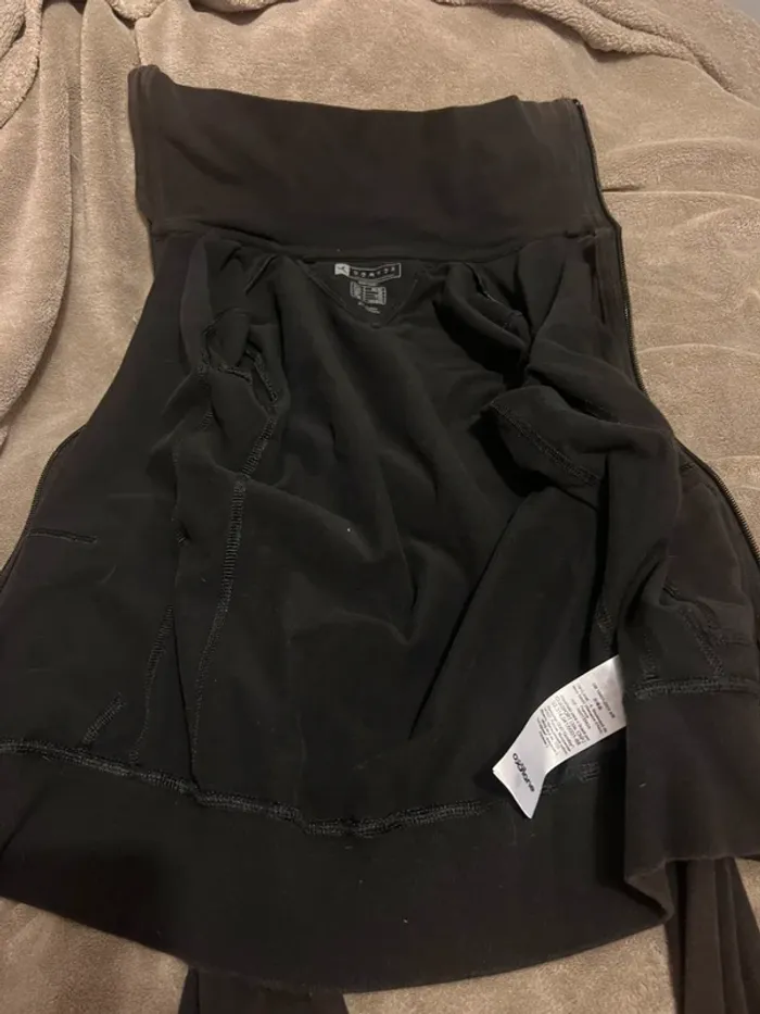 Veste de sport douce noire / marron foncé - photo numéro 2