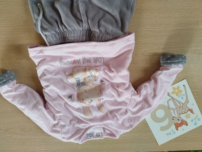Tenu bébé fille 6 mois