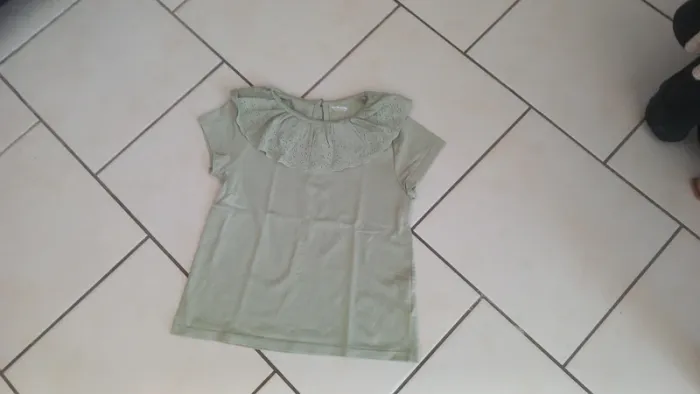 Tee shirt vert sauge vertbaudet 10 ans fille