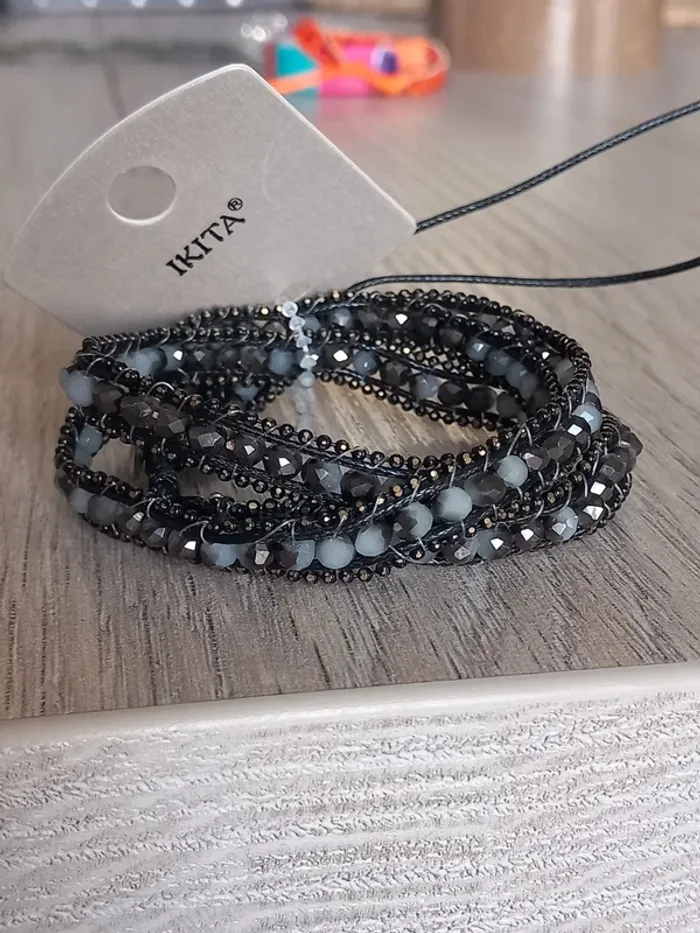 Bracelet Ikita neuf