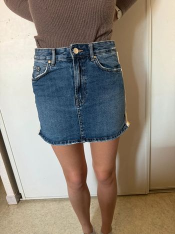 Jupe courte en jeans