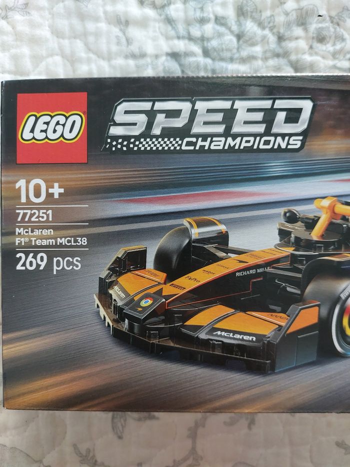 Lego Formule 1 McLaren 269 pièces neuf - photo numéro 2