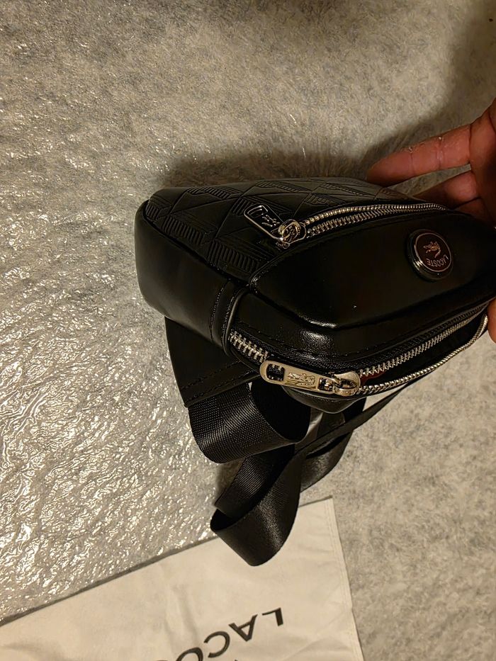 Sac à bandoulière Lacoste - photo numéro 8