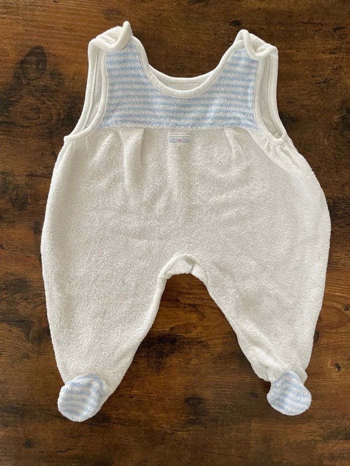 Barboteuse sans manches bleu et blanche en éponge