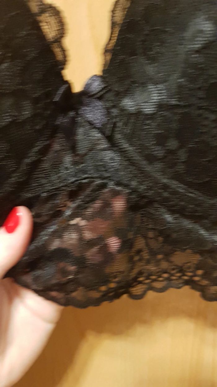 Soutien gorge - photo numéro 2