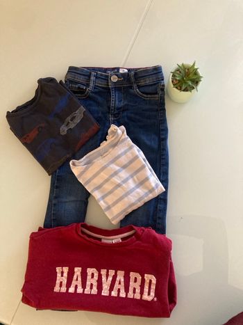 Ensemble jean, sweat et TS