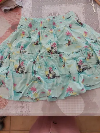 Jupe short neuve Creeks 8A