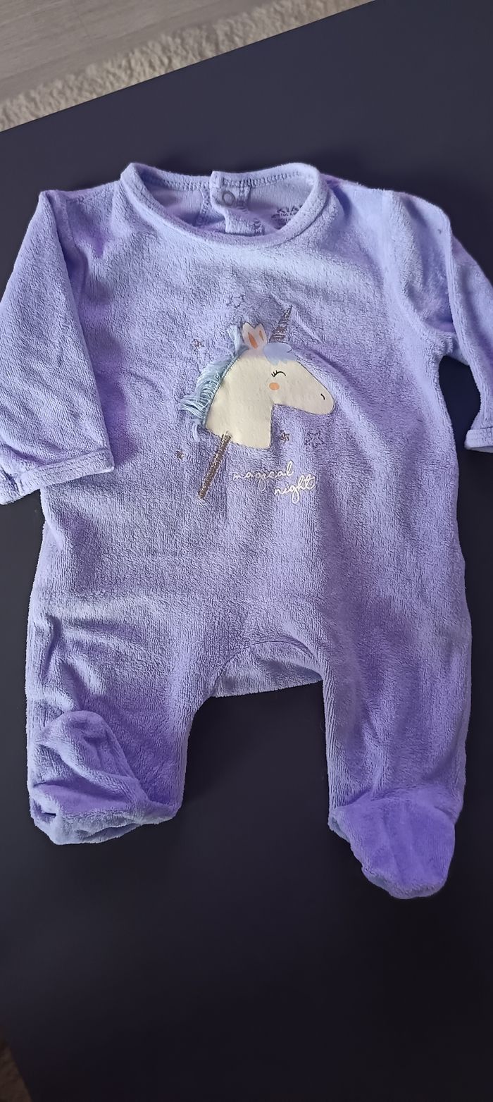 Lot 8 pyjama 1 mois - photo numéro 8