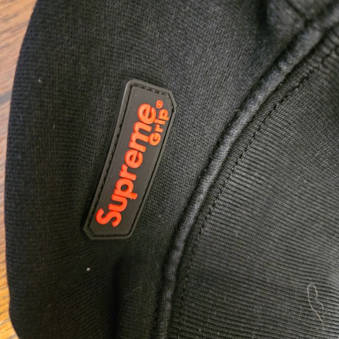 Pull supreme - photo numéro 3