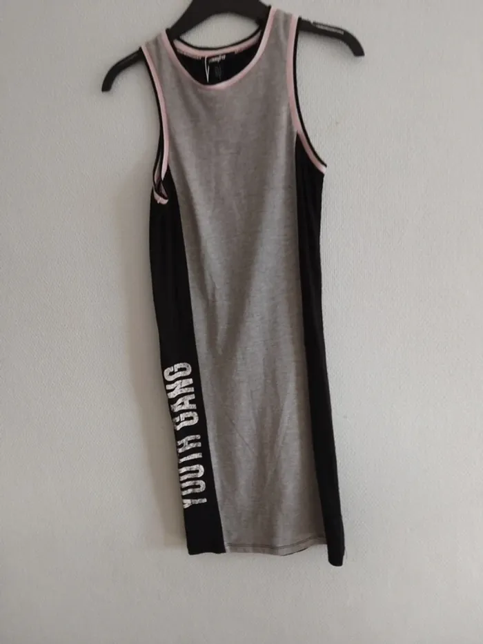 Robe jennyfer taille S - photo numéro 3