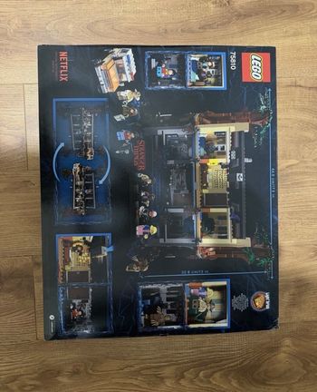 Neuf jamais déballer Stranger Things lego 75810 