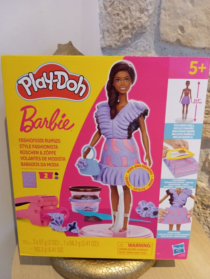 Barbie style fashionista play Doh
