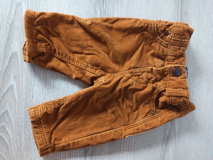 Lot pantalons velour 1 mois - photo numéro 2