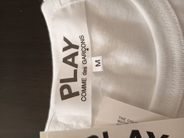 T-shirt comme des garçons. - photo numéro 6