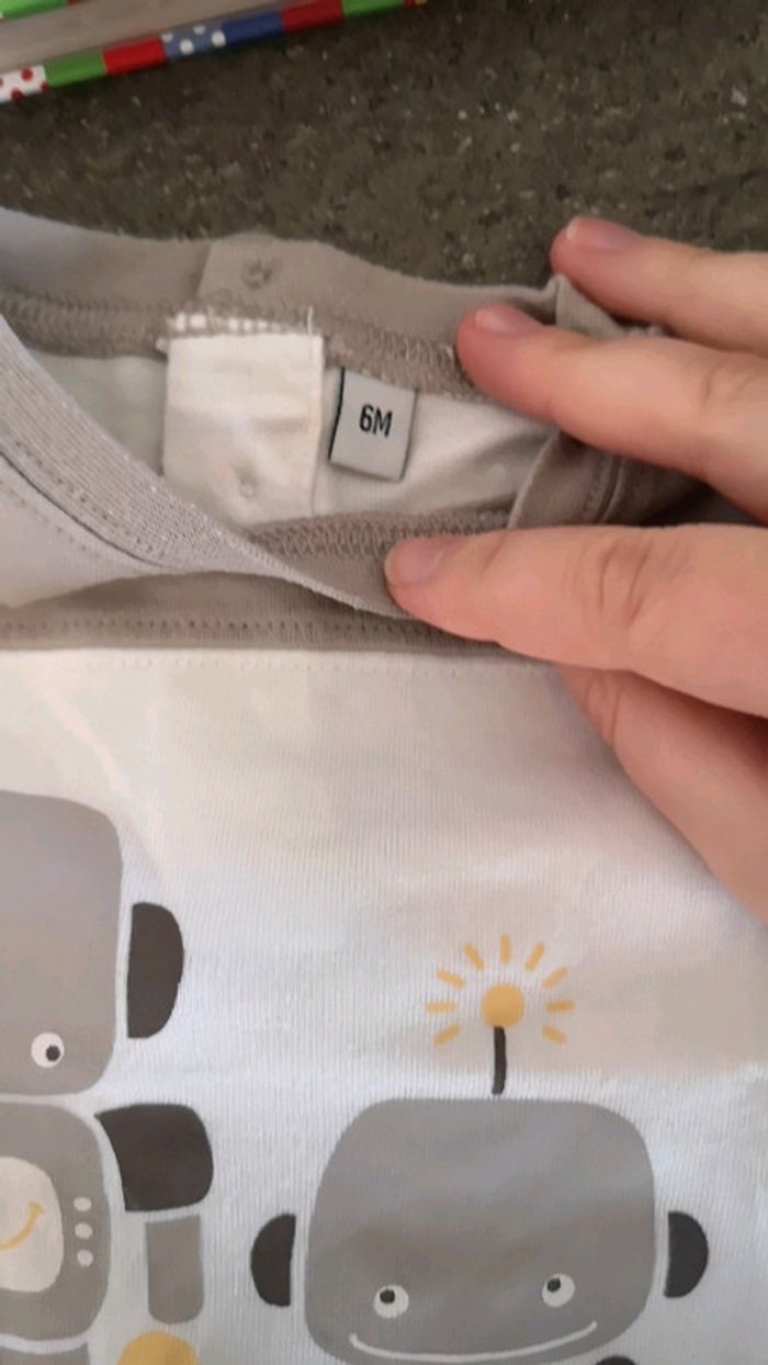 Ensemble 6 mois - photo numéro 2