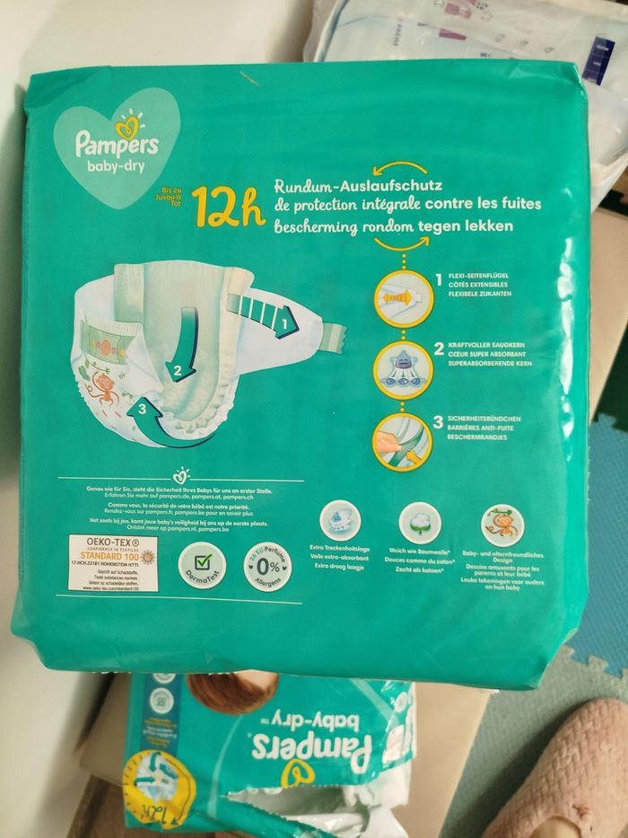 Couches Pampers taille 7 - photo numéro 2