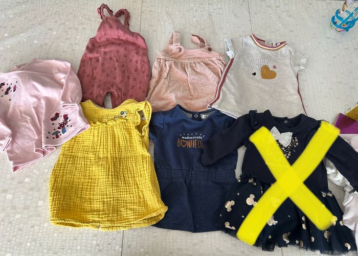 Lot de robes pour fille 6 mois