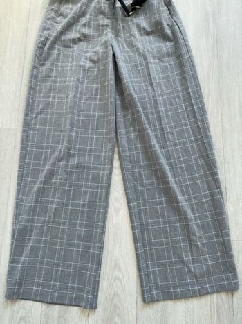 Pantalon gris Bershka avec ceinture S