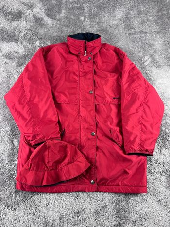 K-Way Rouge Taille M – Manteau Imperméable + Bob Réversible Offert