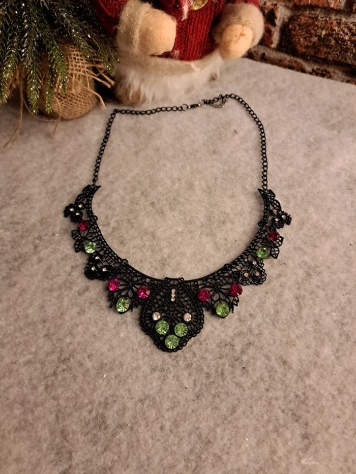 Collier gothique noir strass multicolore - photo numéro 2