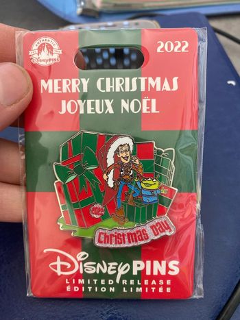 Pin's toy story woody noel