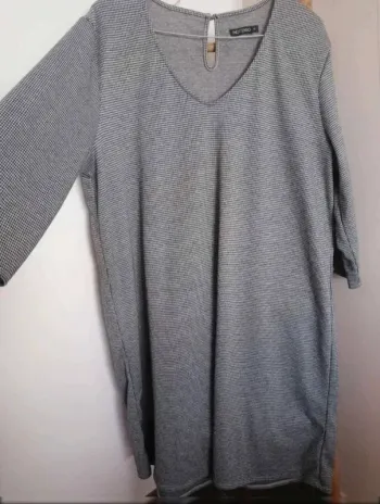 Robe ample  pied  de poule