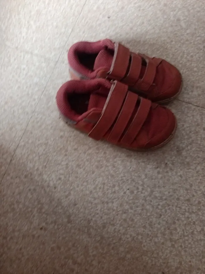 Chaussures pointure 26