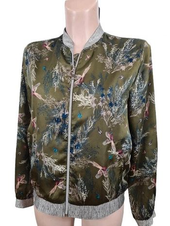 Blouson léger rue des abbesses