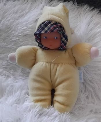 Doudou poupon grelots jaune - Corolle