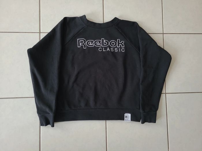 Sweat Reebok