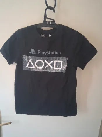 T-shirt play station
