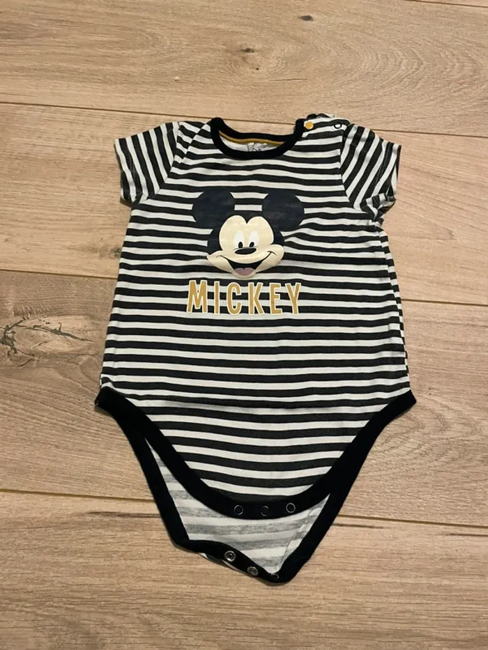 Lot 3 bodies manches courtes Disney Baby 36mois - photo numéro 5