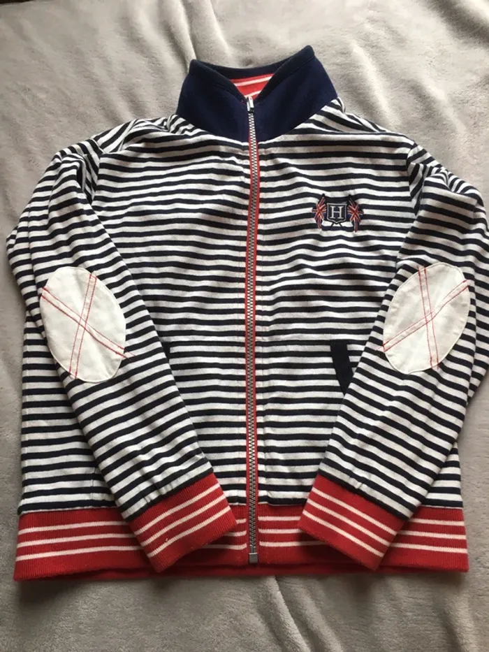 Gilet sans capuche réversible 7-8 ans