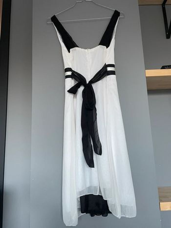 Robe de soirée - photo numéro 2