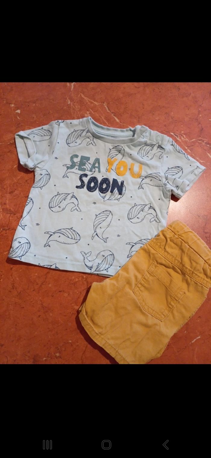 Ensemble bébé taille 12 mois