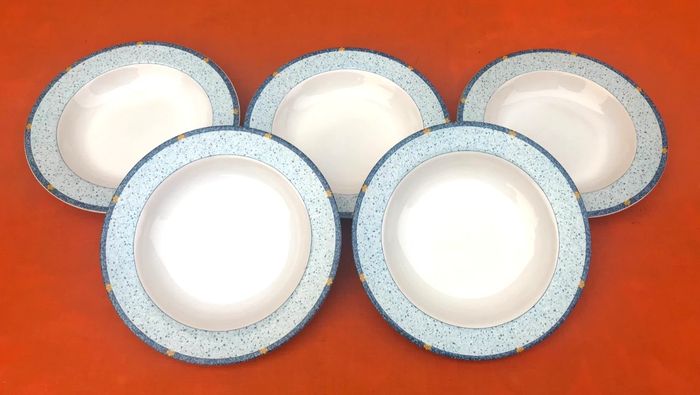 5 assiettes creuses Grès émaillé - photo numéro 4