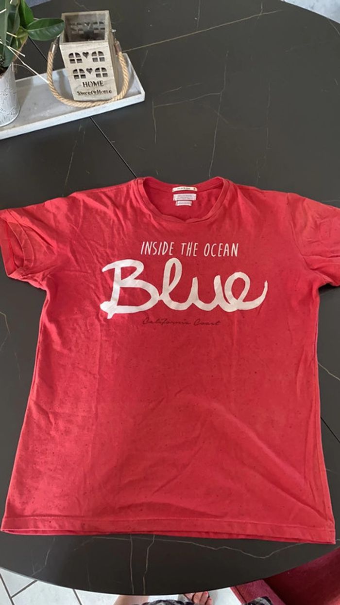T shirt rouge