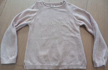 Pull rose pâle