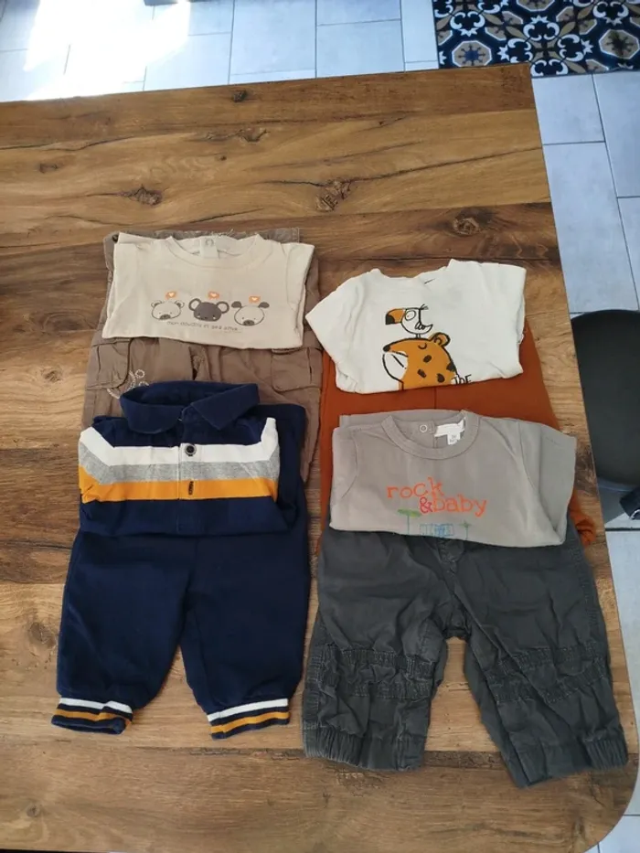 Lot 3 mois ensemble pantalons